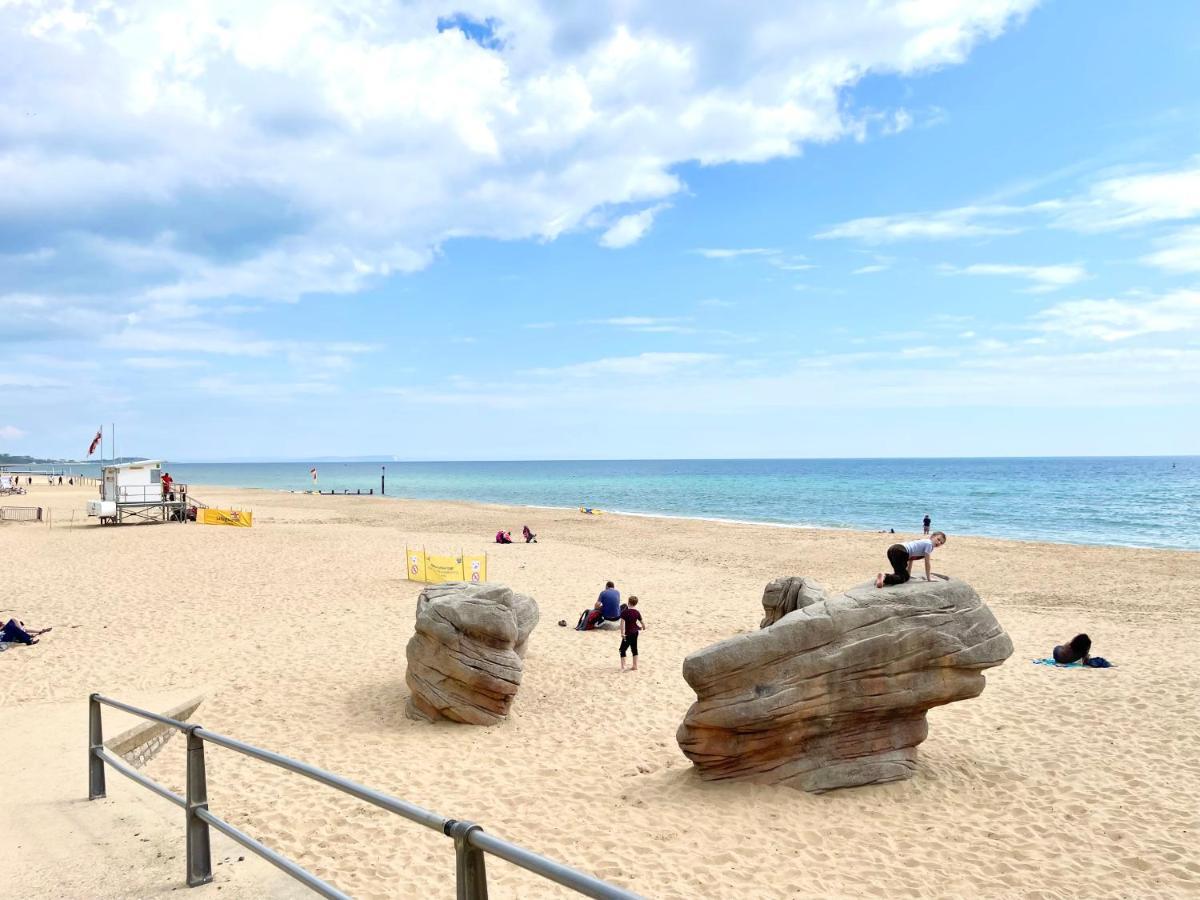 Sea View Family Stay By Beach Gym & Parking Bournemouth Exterior photo